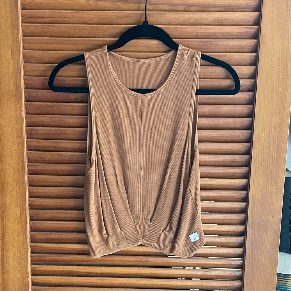 Vuori Lightly Ribbed Tank Top